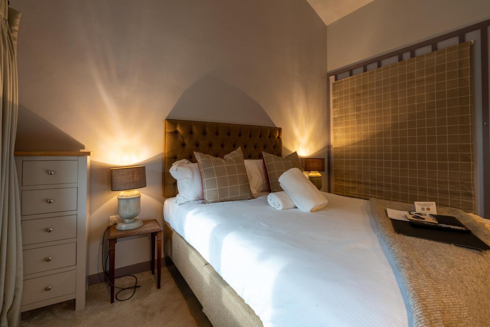 The Welldiggers Arms Bed and Breakfast Petworth Eksteriør billede