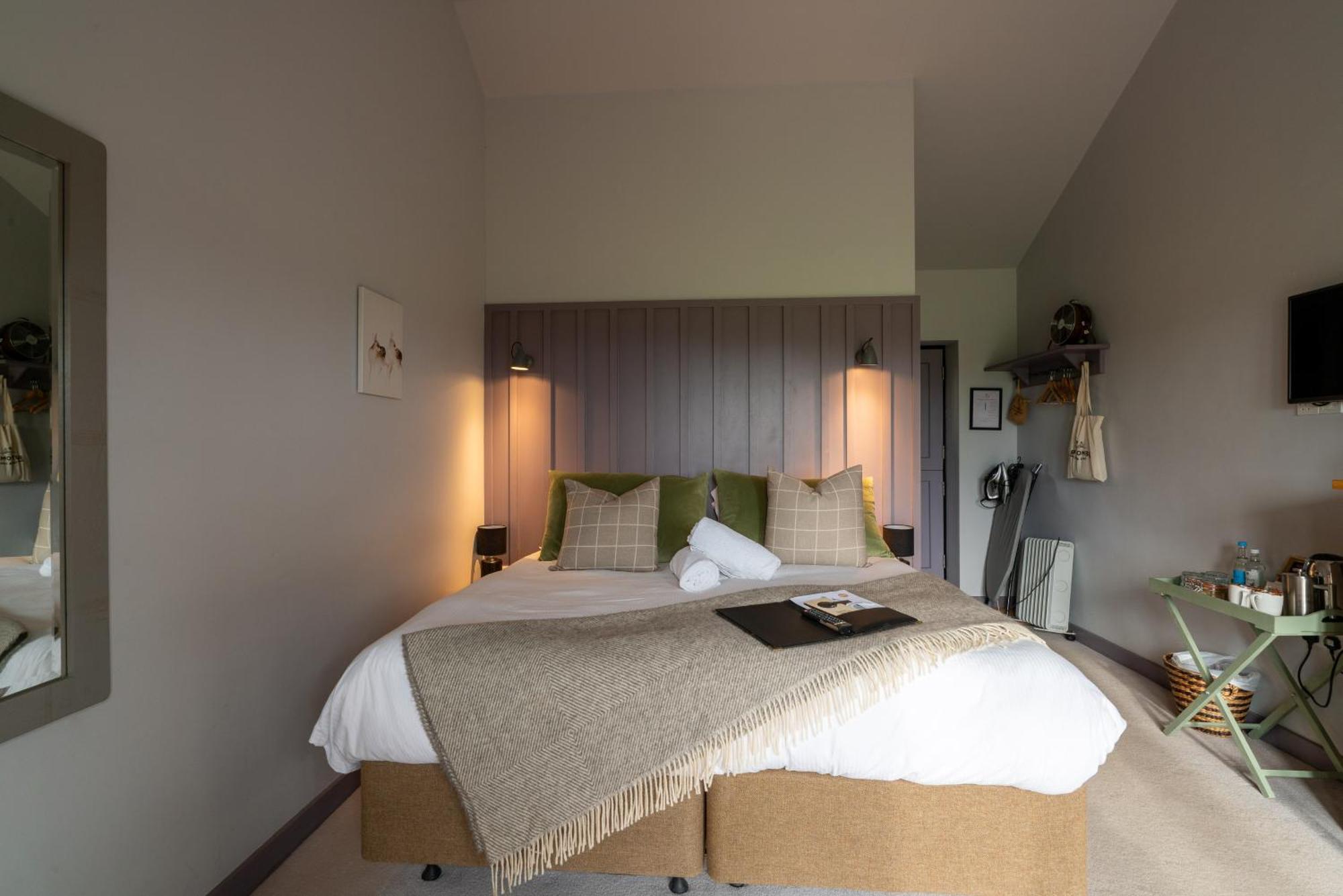 The Welldiggers Arms Bed and Breakfast Petworth Eksteriør billede