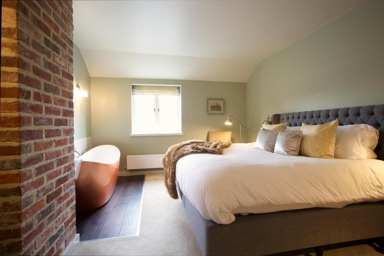 The Welldiggers Arms Bed and Breakfast Petworth Eksteriør billede