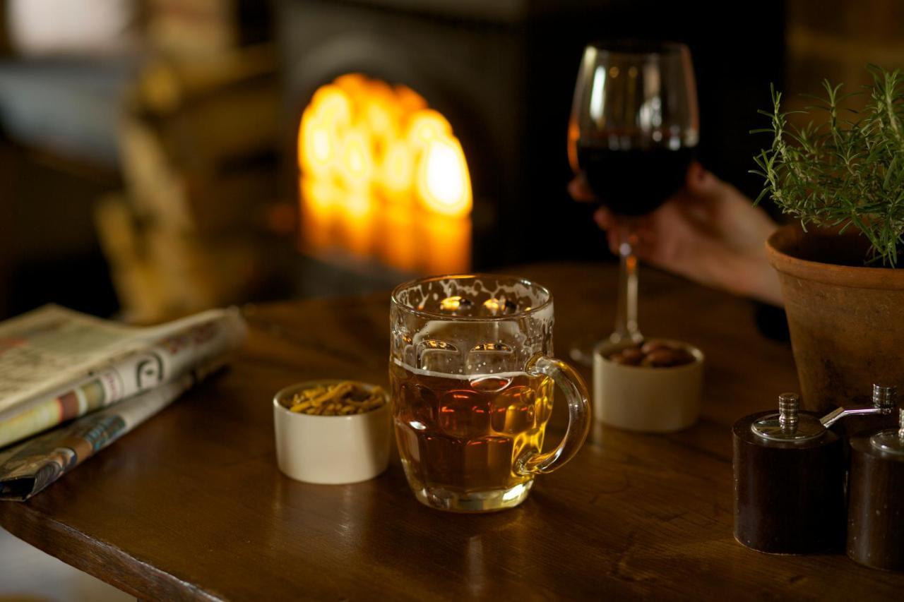The Welldiggers Arms Bed and Breakfast Petworth Eksteriør billede